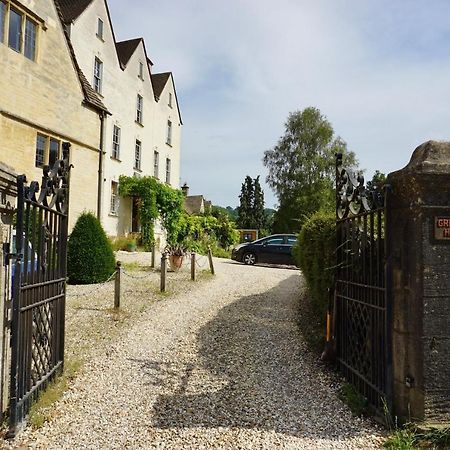 The Coach House And The Stable Apartment Woodchester Exterior photo