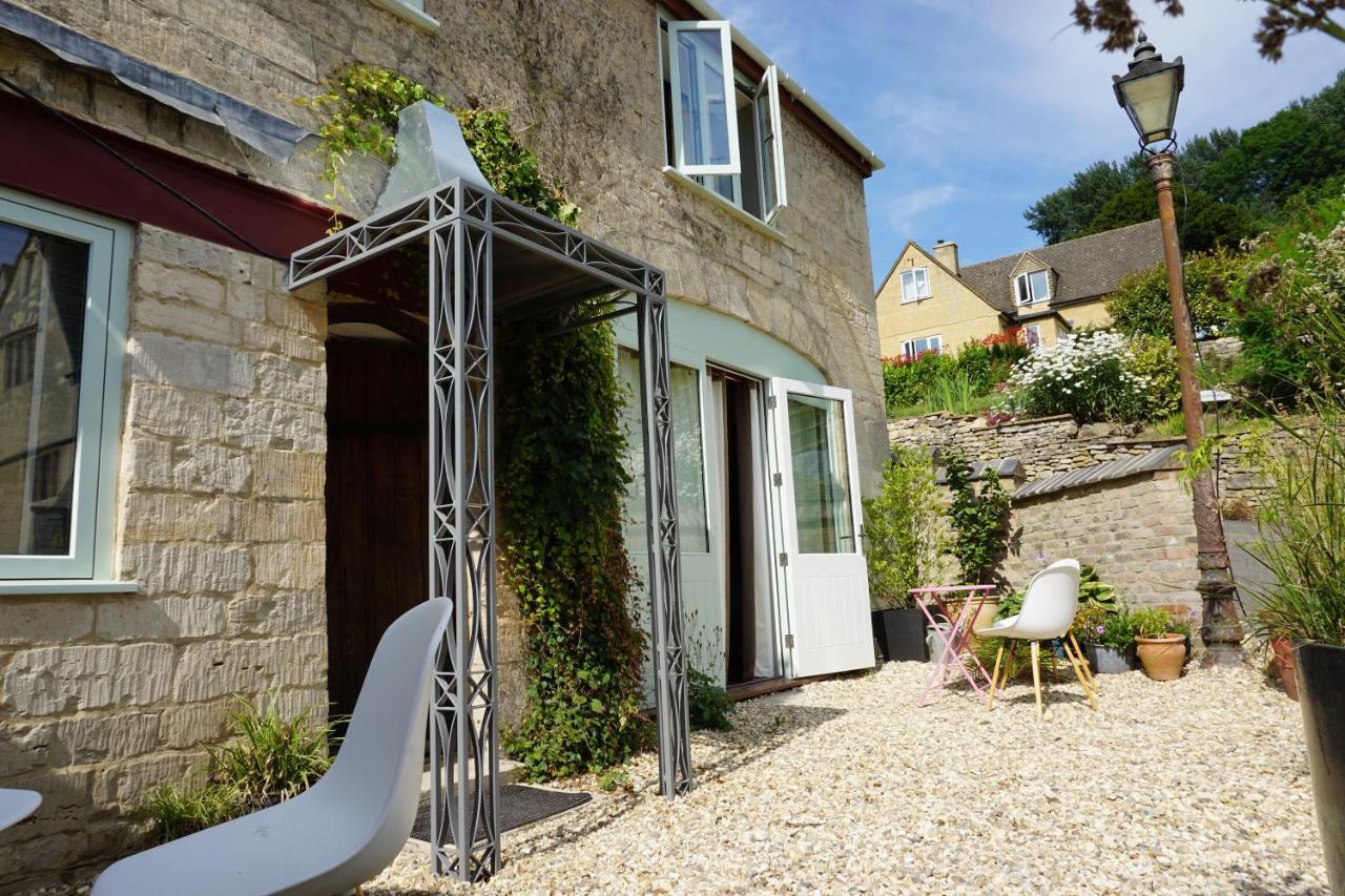 The Coach House And The Stable Apartment Woodchester Exterior photo